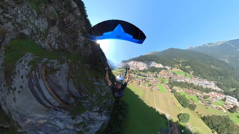 Speedflying in Lauterbrunnen Valley